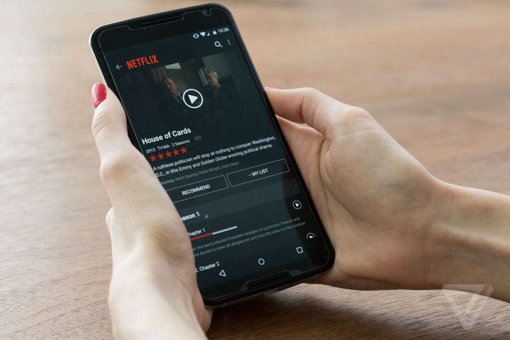Dicas para Poupar Dados Móveis Enquanto Desfruta da Netflix no Telemóvel